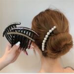 Vintage Pearl Crystal Hairclips Fashion Women Girls Maker Bun Hair Combs Plastic Shiny Chain Hair Accessories Ornament Headdress 2